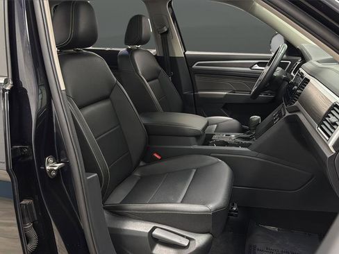 Used 2023 Volkswagen Atlas SE w/ Panoramic Sunroof Package image 25
