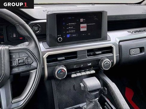 Certified 2024 Toyota Tacoma SR5 AWD/4WD image 7