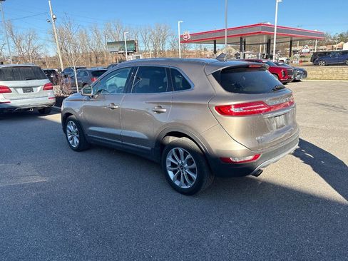 Used 2019 Lincoln MKC Select w/ Select Plus Package image 2
