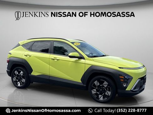 Used 2024 Hyundai Kona SEL FWD image 3