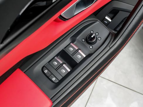 Used 2022 Lamborghini Urus image 42