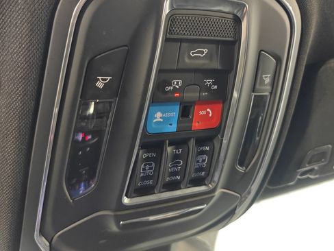 Used 2024 Jeep Grand Cherokee Limited 4xe AWD/4WD image 11