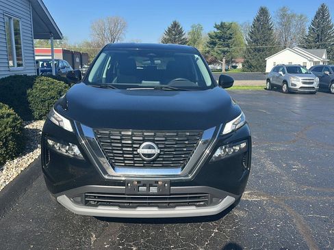 Used 2022 Nissan Rogue S image 2