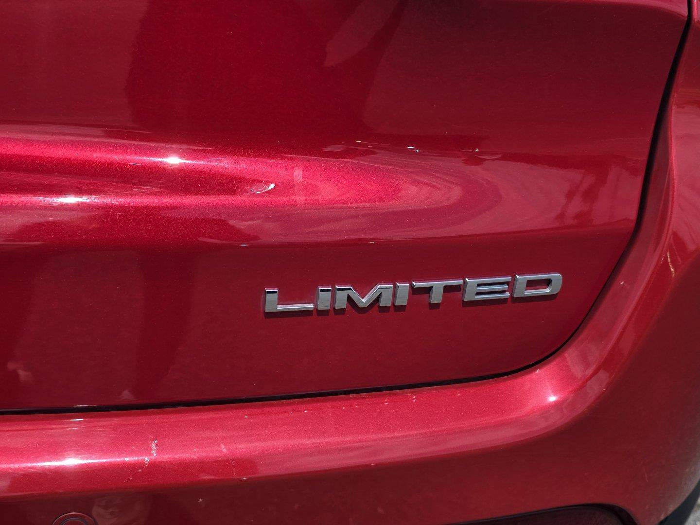 Used 2025 Jeep Grand Cherokee Altitude AWD/4WD image 29