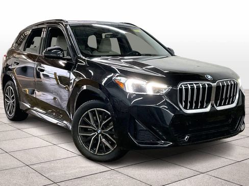 Used 2023 BMW X1 xDrive28i w/ Premium Package image 2
