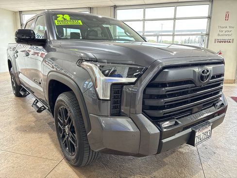 Used 2024 Toyota Tundra Limited AWD/4WD image 4