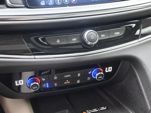 Used 2023 Buick Enclave Premium w/ Experience Buick Package AWD/4WD image 18