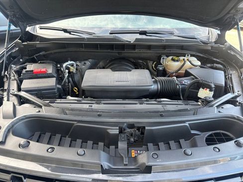 Used 2023 Chevrolet Tahoe Z71 w/ Luxury Package image 20