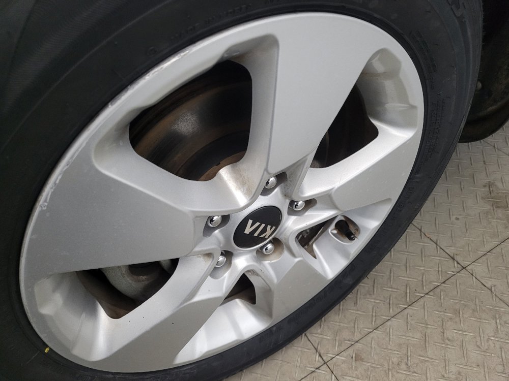 Used 2018 Kia Soul FWD image 31