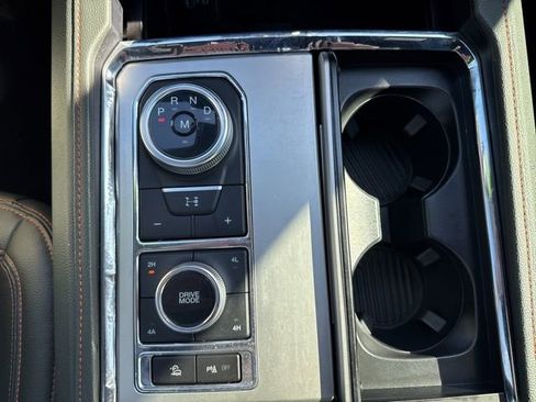 Used 2022 Ford Expedition Timberline image 28