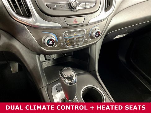 Used 2018 Chevrolet Equinox LT AWD/4WD image 15