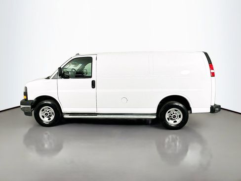 Used 2024 GMC Savana 2500 w/ Driver Convenience Package RWD image 4