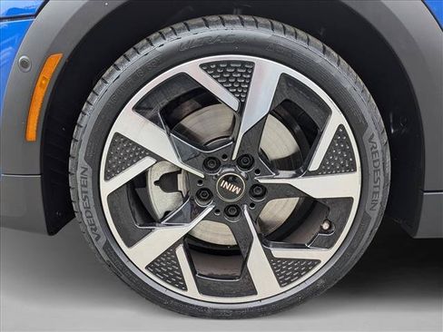 Certified 2025 MINI Cooper S FWD image 24