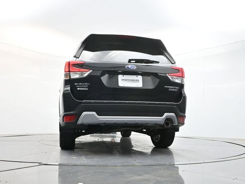 Used 2024 Subaru Forester Touring w/ POP Package 3 AWD/4WD image 36