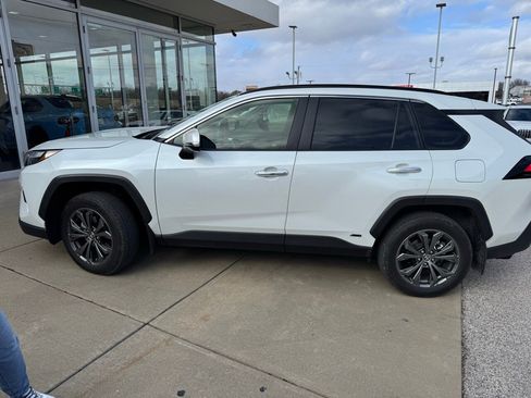 Used 2024 Toyota RAV4 Limited image 4