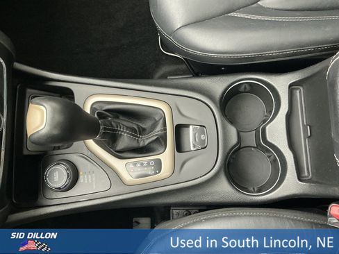 Used 2015 Jeep Cherokee Limited image 13