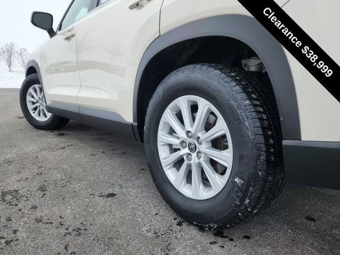 Used 2024 Toyota Grand Highlander XLE image 14