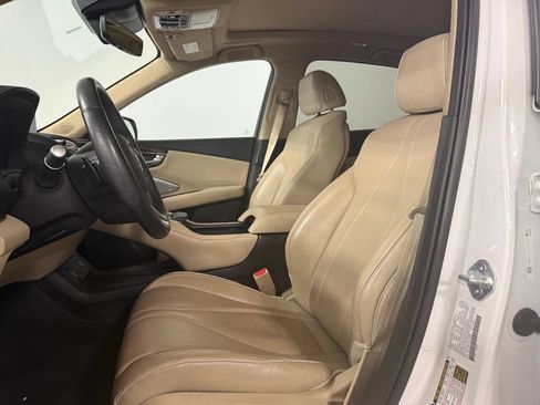 Used 2023 Acura RDX AWD w/ Advance Package image 9