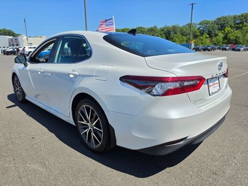 Used 2023 Toyota Camry XLE w/ Cold Weather Package AWD/4WD image 5