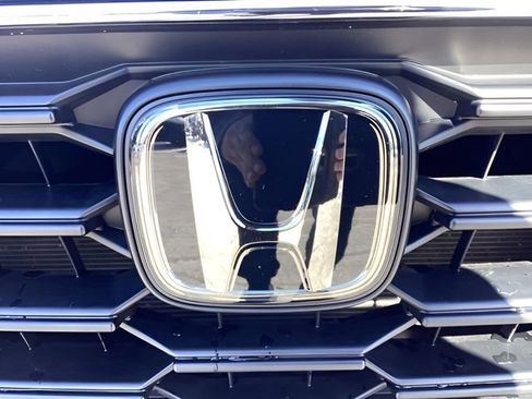 Used 2024 Honda CR-V LX image 31