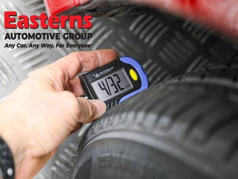 Used 2025 Toyota Camry LE image 27