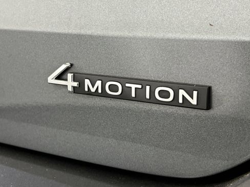 Used 2022 Volkswagen Taos SE image 27