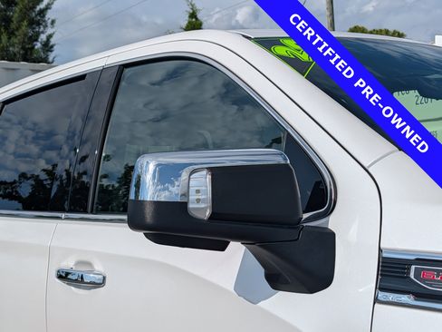 Used 2024 GMC Sierra 1500 Denali AWD/4WD image 10