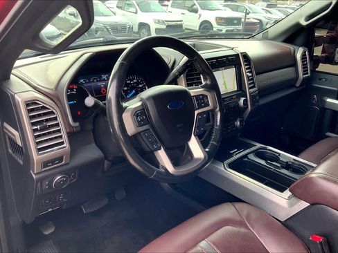 Used 2017 Ford F250 Platinum w/ Platinum Ultimate Package image 18