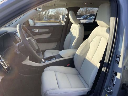 New 2026 Volvo XC40 B5 Plus w/ Protection Package Premier image 8