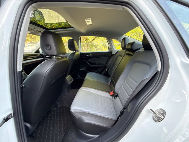 Used 2025 Volkswagen Jetta SEL FWD image 15