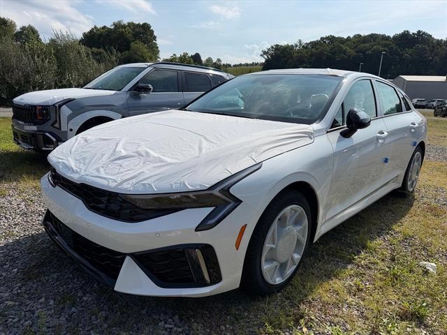 New 2027 Kia K5 GT-Line w/ GT-Line Premium Package FWD image 2