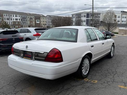 Used 2009 Mercury Grand Marquis LS image 12