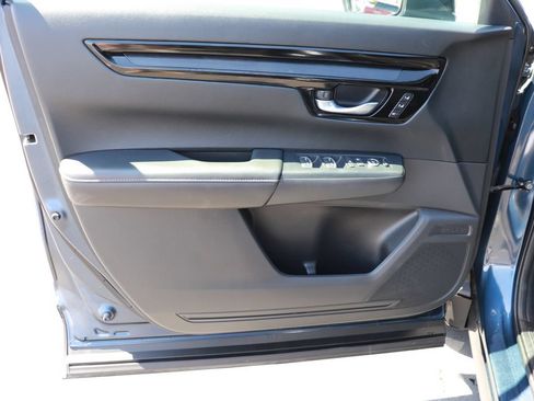 Certified 2025 Honda CR-V Sport Touring image 10