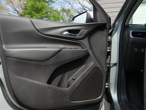 Used 2024 Chevrolet Equinox LT image 20