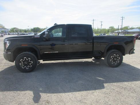 New 2026 GMC Sierra 2500 AT4X AWD/4WD image 10