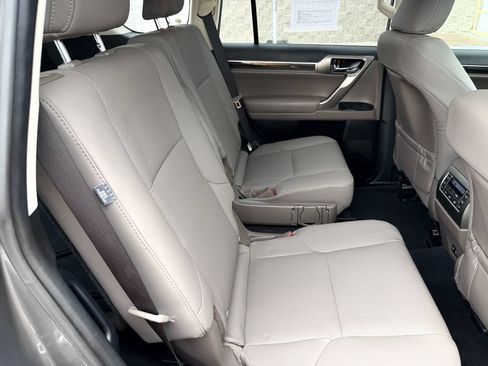 Used 2020 Lexus GX 460 Premium AWD/4WD image 28