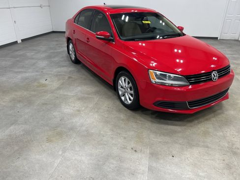 Used 2014 Volkswagen Jetta SE image 3