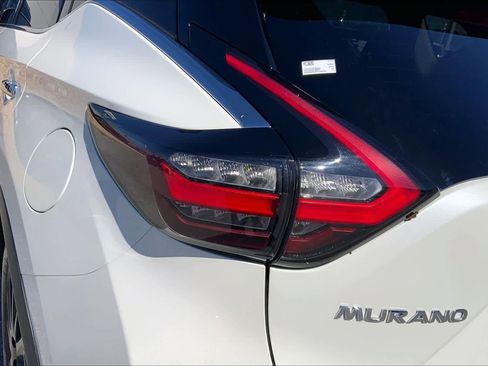 Used 2023 Nissan Murano Platinum image 28