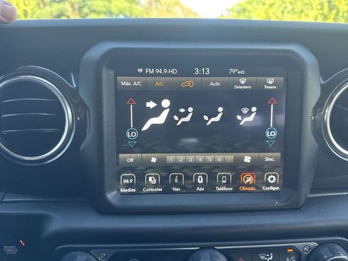 Certified 2021 Jeep Wrangler Unlimited Sahara image 17