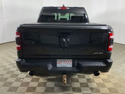 Used 2022 RAM 1500 4x4 Crew Cab image 13