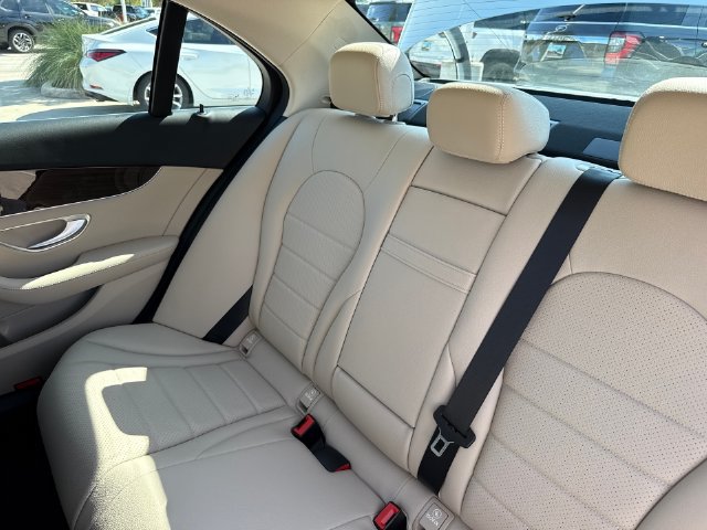 Used 2021 Mercedes-Benz C 300 Sedan image 28