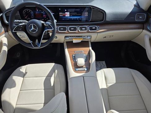 Certified 2026 Mercedes-Benz GLS 450 4MATIC image 15