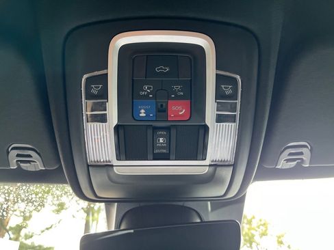 Used 2023 RAM 1500 Laramie image 29