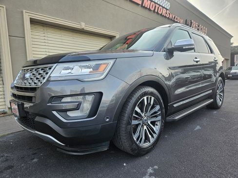 Used 2016 Ford Explorer Platinum image 40
