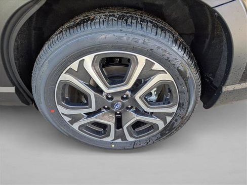 New 2026 Subaru Ascent Touring image 9