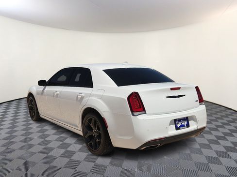 Used 2023 Chrysler 300 Touring L w/ Comfort Group RWD image 3