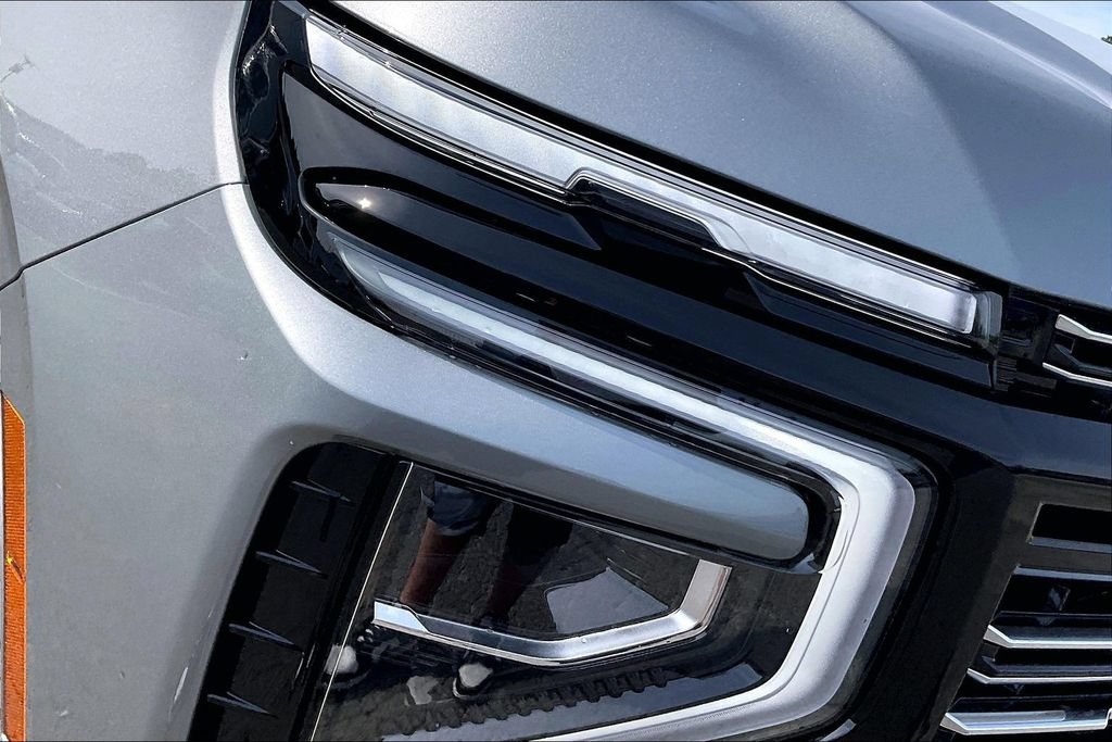New 2026 Chevrolet Tahoe High Country AWD/4WD image 15