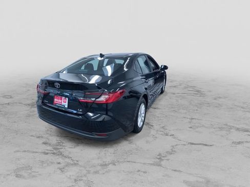 Used 2026 Toyota Camry LE FWD image 10