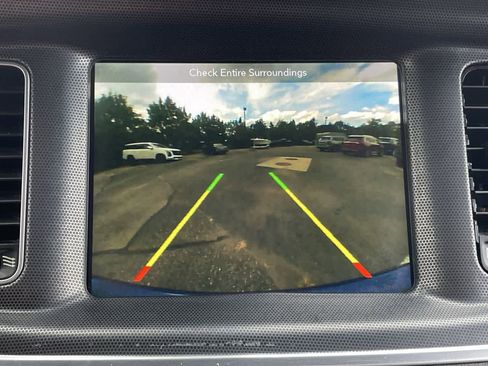 Used 2018 Dodge Charger R/T w/ Beats Audio Group image 25