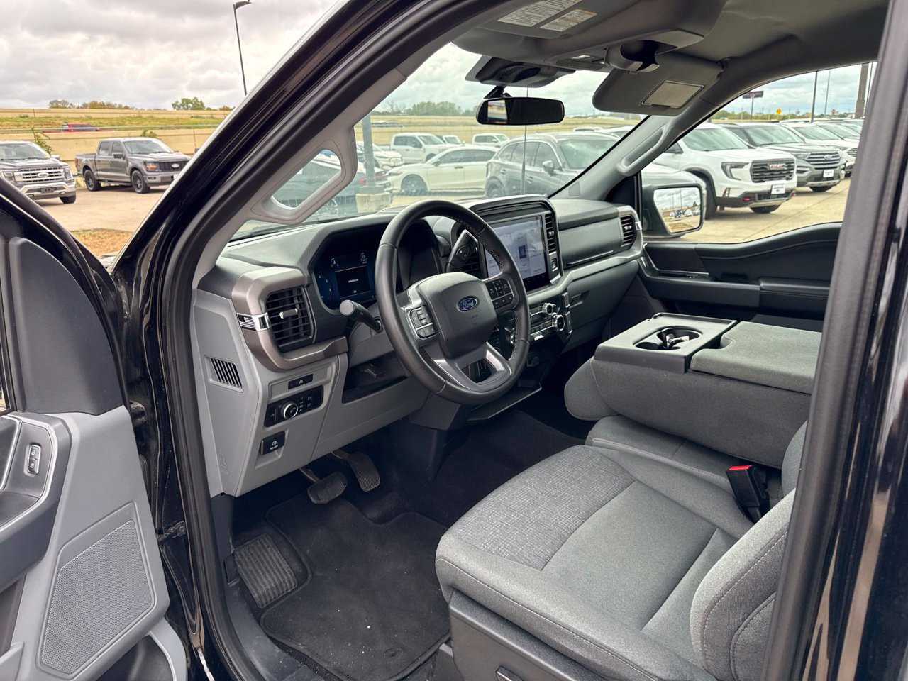 Used 2025 Ford F150 XLT w/ Equipment Group 301A Standard AWD/4WD image 20